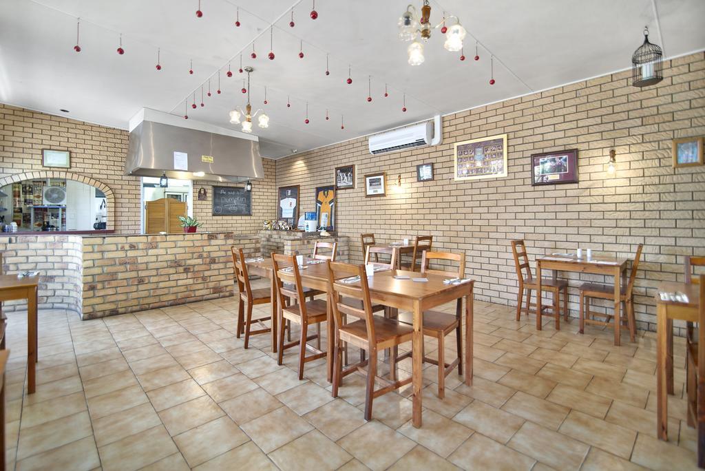 华威克康福特茵酒店 外观 照片